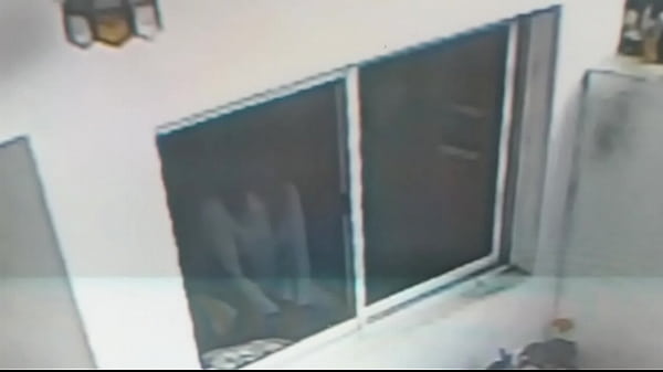 Play MP4 - Vecina nos filma mientras cojemos