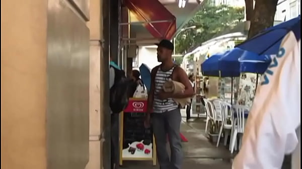 Riu Melo Sendo Escravisado Pelo Francisco Macedo thumbnail