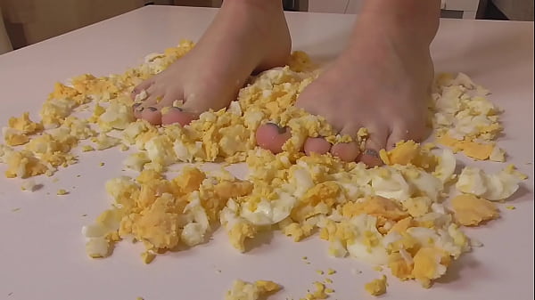 Princess Amorela Makes You Realize That She's Going To Crush Your Balls And Shows You How She's Going To Do It Using Eggs. thumbnail