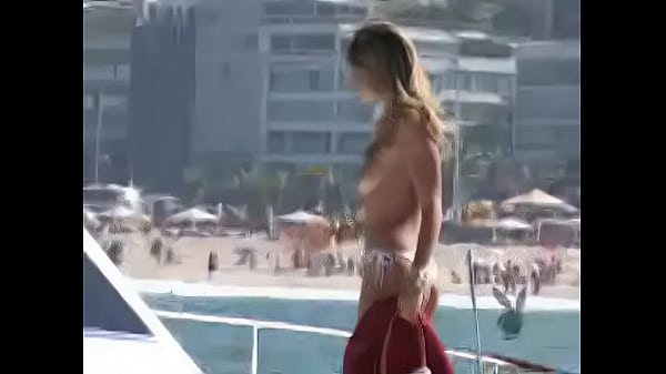 Play MP4 - Flavia Alessandra