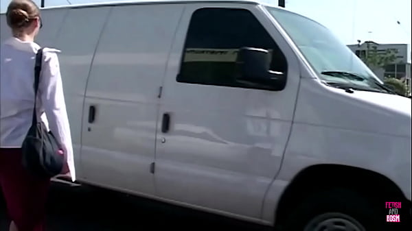 Nonton Three Fortunate Males Indulged In Gangbanging This Very Attractive And Mischievous Angel, And Proceeded To Enter Her Mouth thumbnail