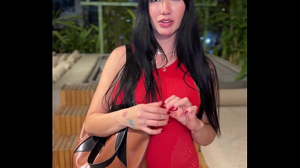 Nonton Lucky Photographer Gets To Fuck The Hot Latina Model - Mr Lucky thumbnail