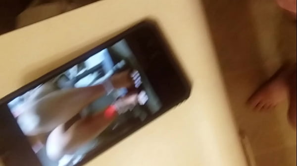 Jerking and milking to feet and leg_shaking.