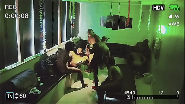 Orgia De Carnaval Registrada Por C&acirc;mera De Seguran&ccedil;a Do Ap 1/2 thumbnail