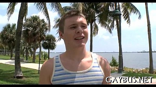 Fellatio with a horny gay stud 