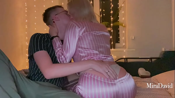 Play MP4 - Fucking in the middle of the night&period; Beautiful teen with cute face and big ass