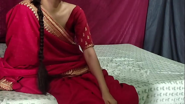 Hot Indian Red hot sari_Bhabhi fucked by_her neighbour
