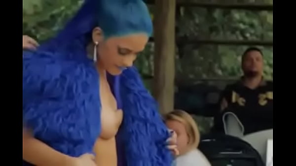 Nonton Playboy Tati Zaqui Making Of Todo As Fotos Do Ensaio thumbnail