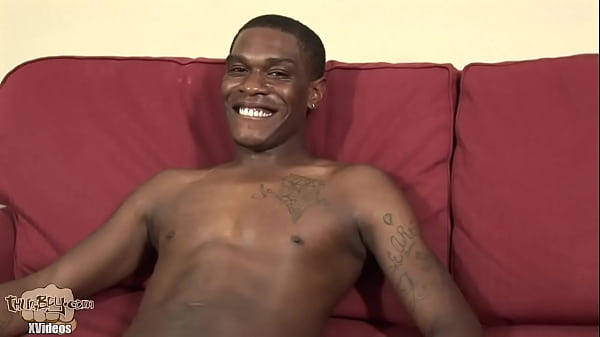 Izikk Iceethugboy Solo Photoshoot thumbnail