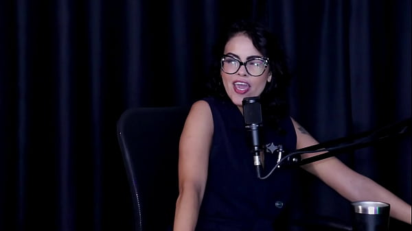 Nonton Sentou A Buceta Na Cara Do Submisso Para Demonstrar A Sua Domina&ccedil;&atilde;o, E Teve A Bunda Lambida - Kali Kalifa (dominatrix) | (watch On: Sheer/red) thumbnail