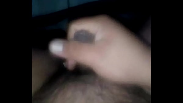 Play MP4 - Chico pajero bien caliente