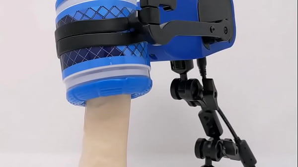 See this robot suck a cock 