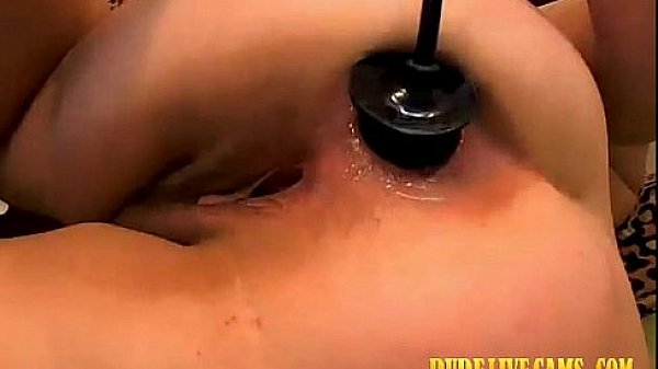 Teen Loving Her Big Ass Gaping Anal Pump Toy - RudeLiveCams.com 
