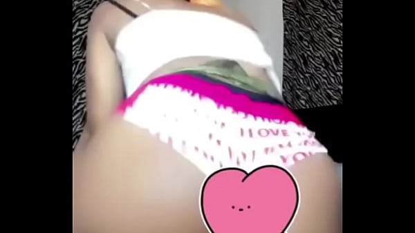 Nonton American Bitch thumbnail