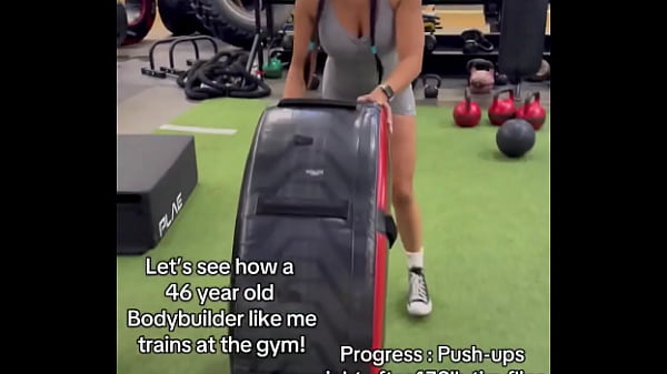 Let&rsquo;s see how a 46 year old bodybuilder like me trains at the gym efc evans fitness clubgeorgia outfit bom