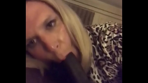 Play MP4 - Shemale sucks and fucks BBC