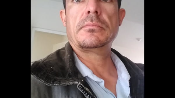 Play MP4 - Loco y grifo que carita