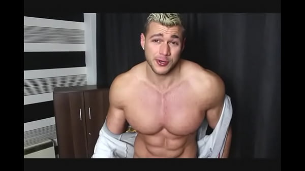 Play MP4 - Hot Boulder Shoulders