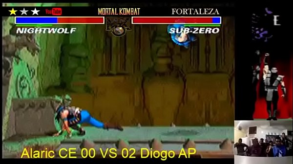 Alaric sendo humilhando