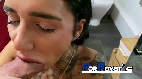 Play MP4 - PORNOVATAS - Espectacular Madre Alemana follando en casa con nuesyro amigo Victor Bloom