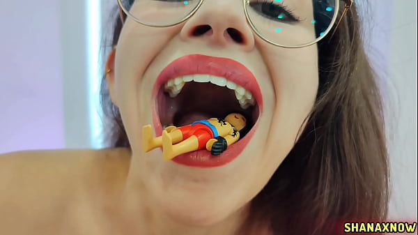 Vore Fetish Playmobil Figurine Uvula Eaten By Giantess thumbnail