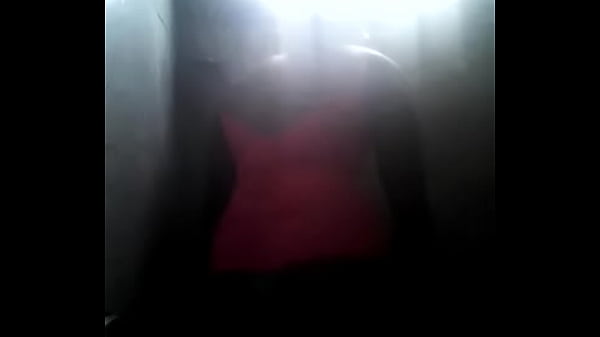 Rebolada no banheiro 