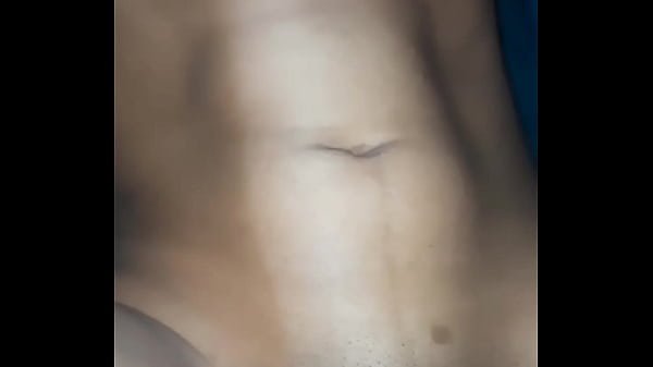 Te quieres comer mi culito papi