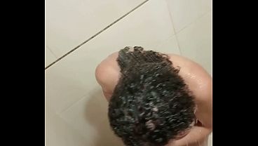 Mi hermanastra se dio cuenta que la estaba grabando 