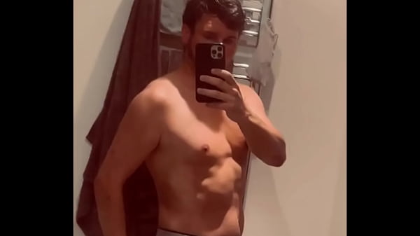 Morning fancy a fling with the boy next door #boynextdoor #fitboy #gay #pornstar #daddy 