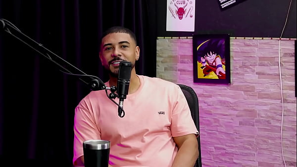 Play MP4 - Era do meio liberal&comma; passou a ser ator&comma; os pais apoiaram&comma; ser criador &eacute; mais f&aacute;cil&comma; aderiu o voyuer&comma; e a regra que tem&period;&period;&period; - Lucas Ferraz &lpar;WATCH ON&colon; SHEER&sol;RED&rpar;