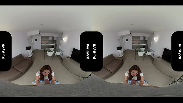 Play MP4 - The tenant pays the rent with a blowjob