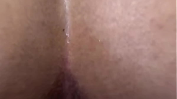Ela ficou peladinha no meu escritorio em quanto eu trabalhava meti a rola no cuzinho dela