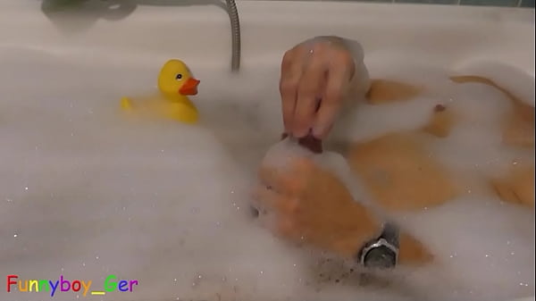 Die Ente und der Schwanz - Badewannenspiel mit weichem (und etwas harten) Schwanz 