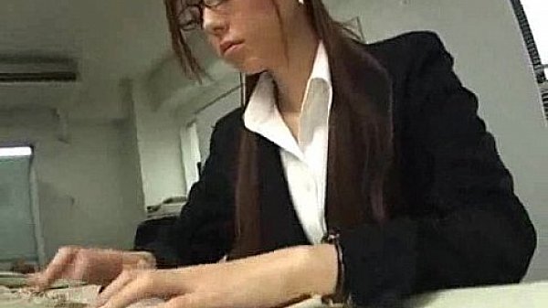 Fuck Secretary In Japan thumbnail