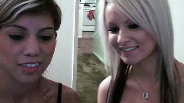 Nonton Hot Babe On Webcam Amateur (34) thumbnail