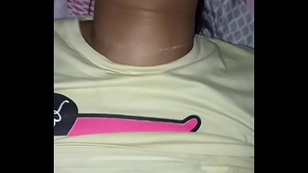 Play MP4 - young brunette says that for the first time I make her feel like a woman since her husband does not comply with her in bed she is from New York