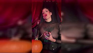 Locktober to forever locked in your cage i am rocky foxx your dream girl and worst nightmare submitting to me will be both the best and worst decision you will ever make 