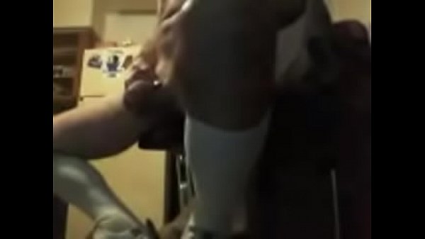 Play MP4 - v6guitar naked cock play