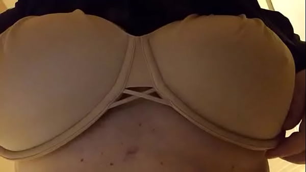 Nonton 7e689c46-7feb-4eab-8866-36f8478e4861[1] thumbnail