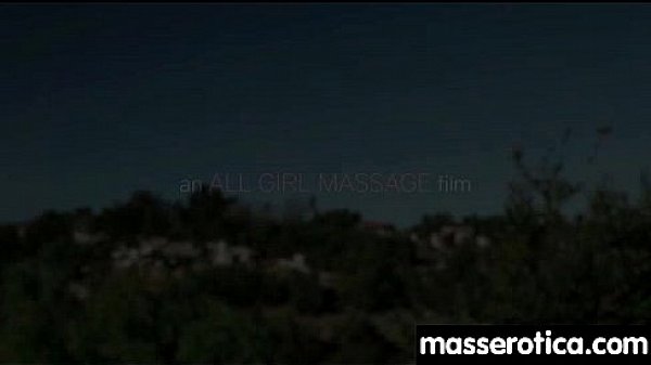 Nonton Gorgeous Masseuse Explores The Body Of A Sexy Lesbian Beauty 2 thumbnail