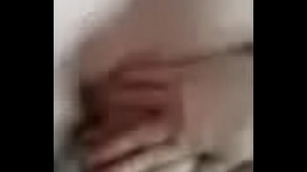 Nonton Justine Gets The Treatment thumbnail