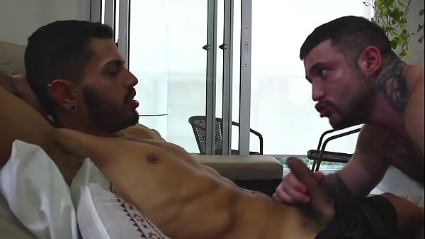 Viciei Em C&uacute; De Macho thumbnail