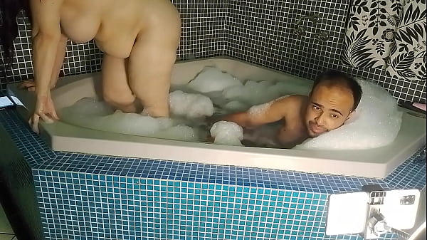 Mas Ela Rapidamente Pediu Que Fodesse Seu Cuzinho For&ccedil;a At&eacute; O Talo Fazendo Ela Gozar M&uacute;ltiplas Vezes E S&oacute; Parou Tudo Enchendo O Cuzinho De Leite Quente. thumbnail