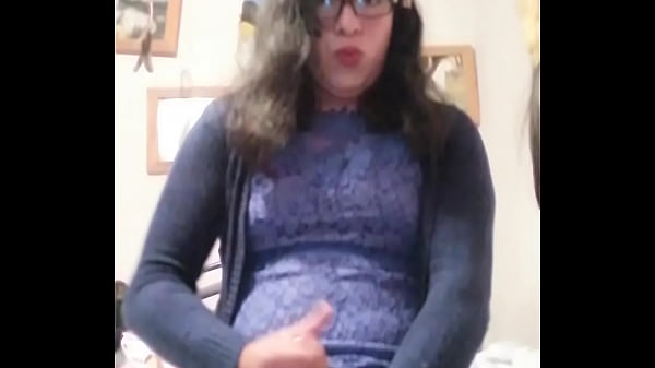 Play MP4 - Linda secretar&iacute;a