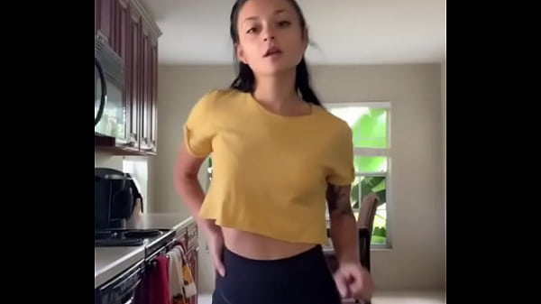 Nonton Twitch thumbnail