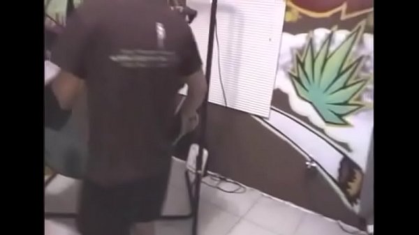 Nonton Appealing Fancy Explores Schlong thumbnail