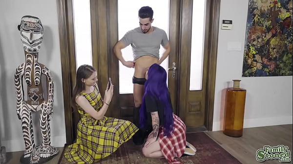 Step cousin Jessea_Rosae joins in the fun with the stepseblings