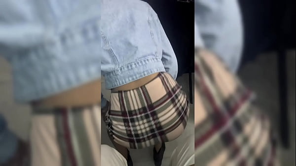 Play MP4 - Achei um quarto na festa mas n&atilde;o podia fazer barulho