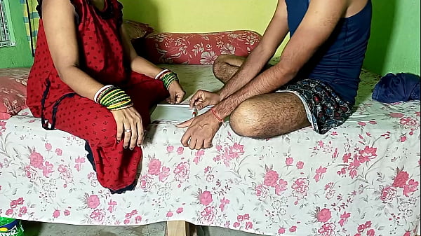 Tuition padneaye Ladke ne aunty k sath kitchen me Sex