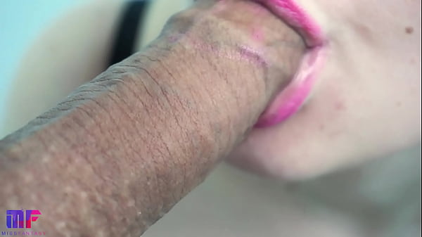 Нежный минет крупным планом Кремпай